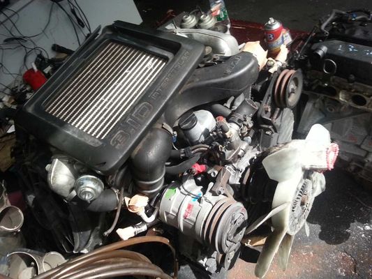 Хорошая цена Подержанный двигатель ISUZU 4JG2 в сборе дизельного двигателя Isuzu, цилиндр 4 частей онлайн