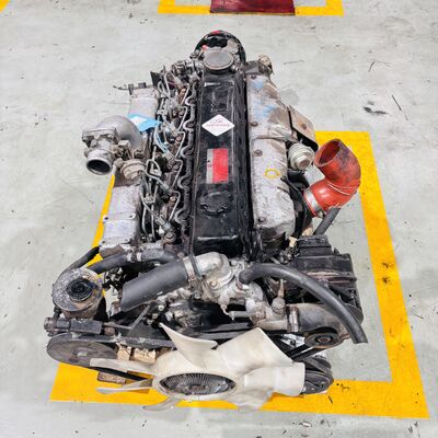 Хорошая цена Полная сборка двигателя TD42Ti, 160 л.с., рабочий объем 4,2 л, дизельный двигатель с турбонаддувом и промежуточным охладителем онлайн
