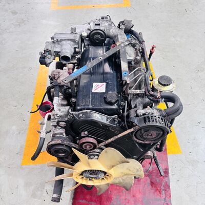 1HD-FTE Дизельный двигатель 24V DOHC Turbo Intercooler 205HP / 430N·m крутящий момент с усиленным литийным блоком для Toyota Land Cruiser & Coaster Bus